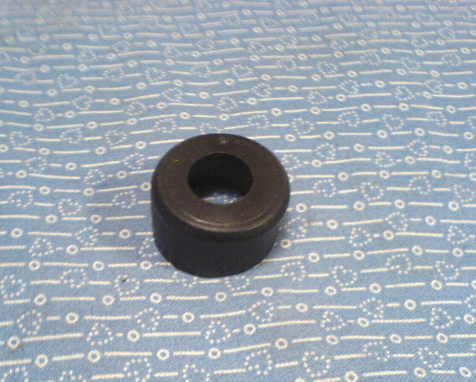 SELLO COMBUSTIBLE MOTOSIERRA ECO. 13222006530 NOS PIEZA OEM B-77 Foto 1 de 1