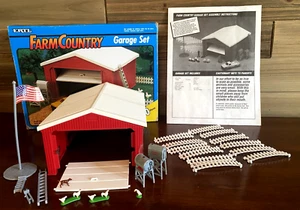 Ertl Farm Country Garage Set 4240 Building w/ Box Vintage 1990 Incomplete - Picture 1 of 10