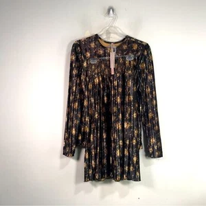 Ginger 2 Piece Floral Velvet Pleated Outfit, Women's Size XL T - Black/Beige - Picture 1 of 15