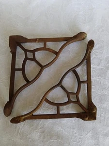Set of 2 ORNAMENTAL Antique Shelf Brackets Braces Rusty Iron - Picture 1 of 7