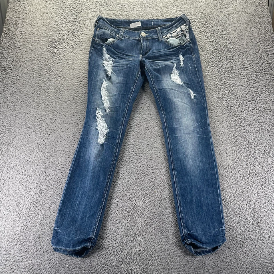 Pantalones de mezclilla Almost Famous Premium para mujer 11 azul algodón cónicos desgastados desteñidos Foto 1 de 4