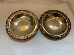 Set 2 Vintage WM Rogers Silverplate "Spring Flower" Small 7 1/4" Bowl plates - Picture 1 of 2