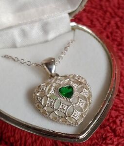 R. J. Graziano Sterling Silver BIRTHSTONE May Emerald Heart Necklace Avon 20”