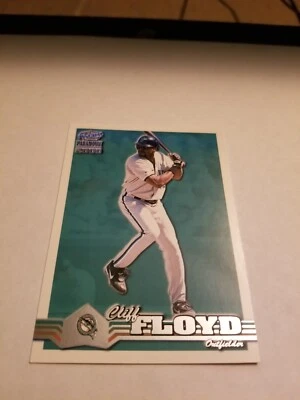 VINTAGE 2000 Pacific Paramount #95 Cliff Floyd Florida Marlins /w Free Sleeve - Image 1 of 2