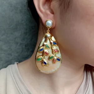 Y·YING Natural Yellow Sea Shell Gold Plated Multi Color Agate Drop Earrings - Picture 1 of 6