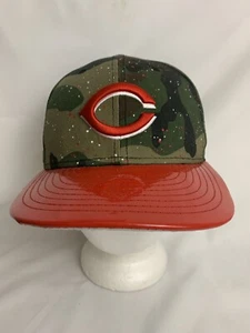 Cincinatti Reds - Camouflage With Red Vinil Visor Hat -Size 7 1/8 New Era - Picture 1 of 7