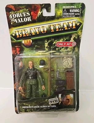 1:18 Unimax Toys Forces Of Valor Bravo Team Obergrenadier Albrecht Keil NUEVO  Foto 1 de 4