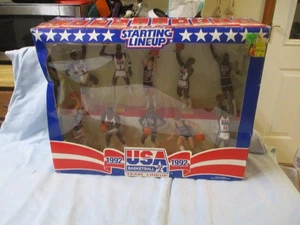 STARTAUFSTELLUNG 1992 USA BASKETBALL TEAM JORDAN BARKLEY PIPPEN BIRD JOHNSON - Bild 1 von 4
