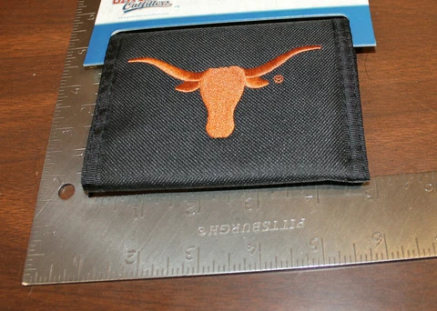 TEXAS LONGHORNS EMBROIDERED WALLET Cover