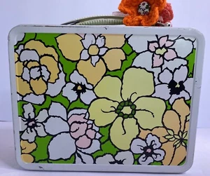 World Famous Ohio Art Flower Power Metal Lunch Sewing Box Notions Keepsake Kit - Picture 1 of 24