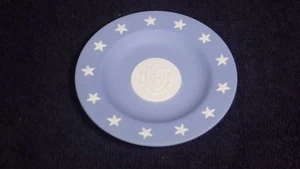 Wedgwood MASSACHUSSETTES STATE SEAL SMALL PLATE - Picture 1 of 4