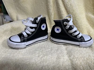CONVERSE Chuck Taylor All Star Bebé Niño Pequeño Zapatos de caña alta Talla 3 Blanco y negro Foto 1 de 4