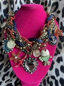 Betsey Johnson Vintage Under The Sea Nautical Blue Crystal Heart Clam Necklace - Picture 1 of 10