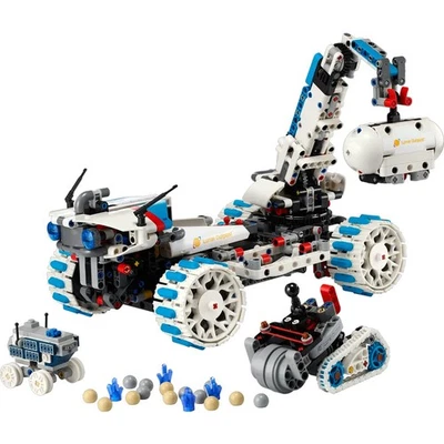 LEGO Technic Lunar Outpost Moon Rover Space Vehicle Complete Set (42211) Foto 1 de 4
