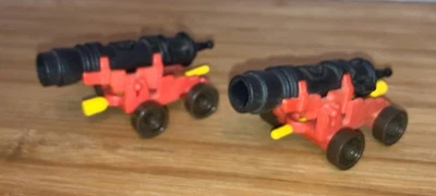 2x Playmobil Pirate Ship Replacement Cannon Red & Black On Wheels w Pusher Part - Image 1 of 4