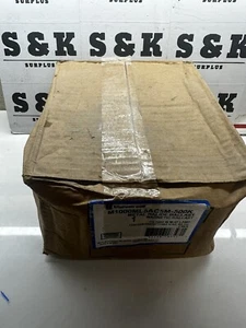 ALIMENTATORE UNIVERSALE M1000ML5AC5M-500K 1000W M-47 120-480VAC NUOVO SIGILLATO - Foto 1 di 2