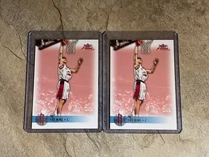 2003-04 Fleer Focus Yao Ming Decade Edition Parallel (x2) Missing Serial #'s - Picture 1 of 2