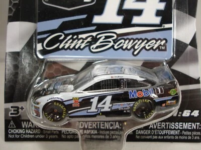 Nascar Authentics #14 Clint Bowyer free magnet 2018 Wave 12 Stewart Haas FanClub - Image 1 of 4