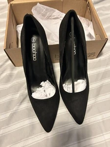 Boohoo Black Heels Size 7 New In Box - Picture 1 of 4
