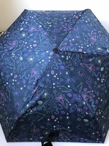 WOMEN'S BETSEY JOHNSON DARK BLUE CELESTIAL COMPACT AUTO OPEN UMBRELLA NWT - Picture 1 of 8