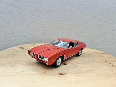 WELLY 69 PONTIAC GTO THE JUDGE 1:24 ORANGE NO BOX - Image 1 of 4