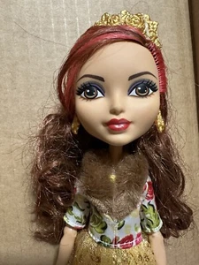 Mattel Ever After High Rosabella Beauty 1st Chapter Doll Boots Headband Bracelet - Picture 1 of 7
