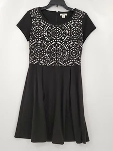 Cato Womens Adult Size 8 Color Black Zip Back Short Sleeves Kne Length Casual - Picture 1 of 5