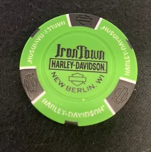 New Berlin, Wisconsin Iron Town Harley Davidson Poker Chip / Neon Green & Black - Picture 1 of 3