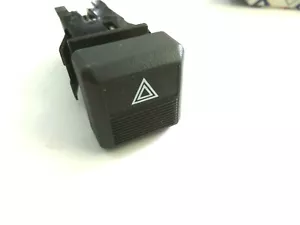 Nuevo interruptor de advertencia genuino Nissan 01501054-0 - Imagen 1 de 8