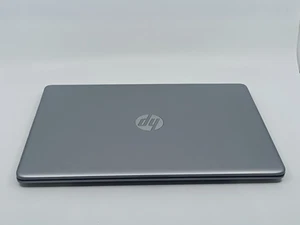 HP 250 G8 Neu (geöffnet) | i3-1115G4, 8GB, 256GB SSD, 15.6" FHD, Win11_2,5_6 - Bild 1 von 14