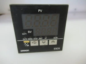 OMRON DIGITAL CONTROLLER E5CK-QQ1B - Picture 1 of 3
