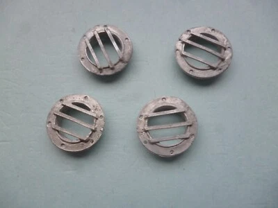 Model boat 14mm wide grated portholes x10 Pcs White metal. - Image 1 of 3