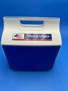 Igloo MiniMate Personal Cooler Lunchbox~Stars & Stripes Sperry Topsider - Picture 1 of 9