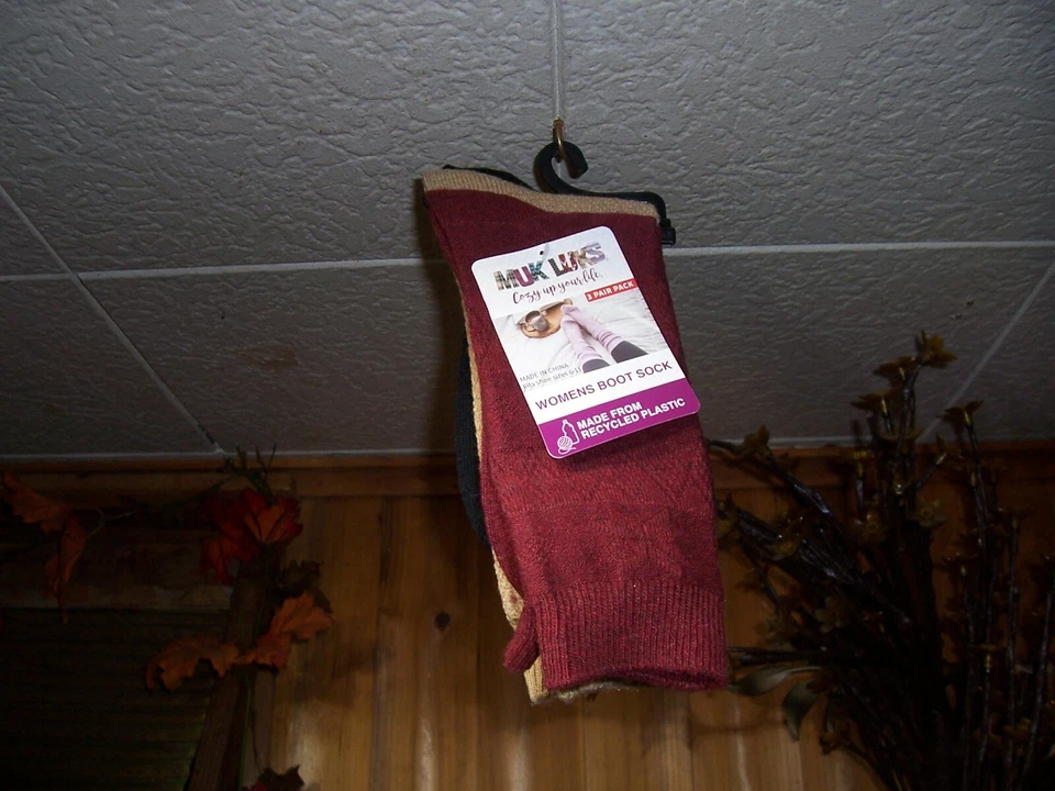 Womens MUK Luks 3 Pair Boot Socks Dark Red Tan Black Size 6-11