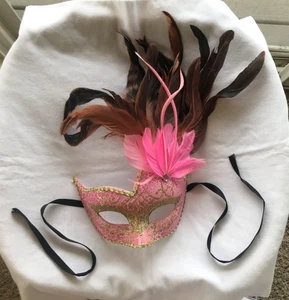 SALE!! GORGEOUS!! Pink w/Gold Sequined & Feathered Masquerade Mask!! - Picture 1 of 4