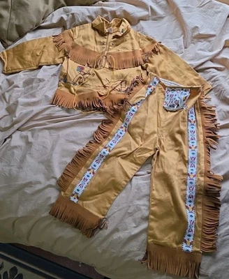 De colección ~ Paredes de Texas Niño Nativo Americano Traje Disfraz Bordado Talla 4 Foto 1 de 4