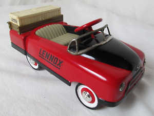 Lennox First in Series Pedal Car Bank 1/6 Scale 1997 Crown Premiums Die Cast #D1