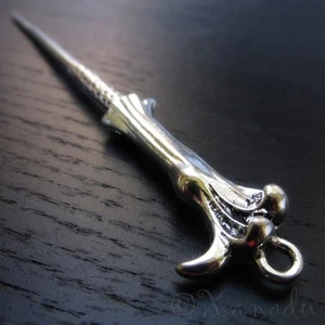 Colgante de varita Lord Voldemort - dijes al por mayor de Harry Potter C7410 - 1, 2 o 5 piezas - Imagen 1 de 5