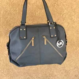 Michael Kors Dusty Blue Large Pebbled Leather Zip Shoulder Bag - Picture 1 of 9
