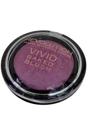 Makeup Revolution Beauty VIVID BAKED BLUSH Powder Compact ONE FOR PLAYING GAMES - Image 1 of 4