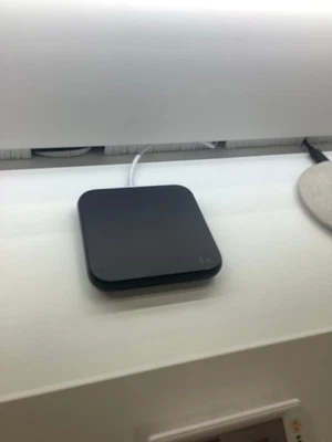 Wireless Charger Pad EP-P1300B, Black Qi-Ladegerät - Wie neu 1#2739145 - Bild 1 von 4