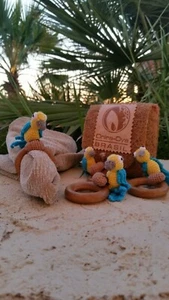 Blue and Gold Macaw Napkin Rings - Set of 4 - Picture 1 of 1