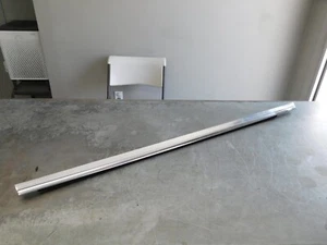 R107 560SL 380SL 450SL 350SL 500SL DRIVER DOOR CHROME MOLDING LEFT - Picture 1 of 5