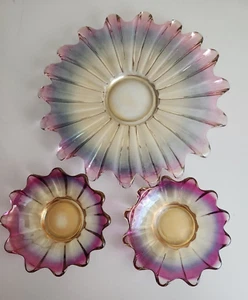 Piatto da portata vintage federale rosa iridescente petali floreali arte vetro + 2 piccoli - Foto 1 di 8
