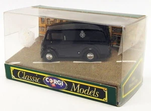 Corgi 1/43 Scale Diecast Model Van D983 - Morris J Van - Police - Picture 1 of 7