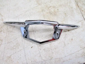 NOS Mopar 1950 Plymouth Haube Emblem Chrom Einfassung 1335316 - Bild 1 von 5