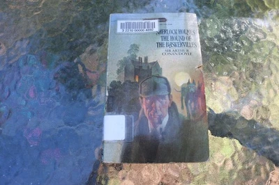 The Hound of the Baskervilles Arthur Conan Doyle PB Signet Classic - Image 1 of 4