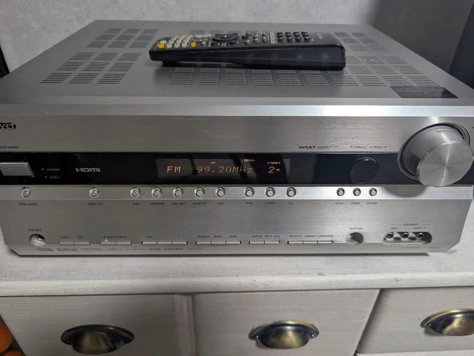 Onkyo TX-SR606 7.1 Dolby Surround AV Receiver, 4x HDMI, 550 Watt ( High End ? ) - Bild 1 von 4