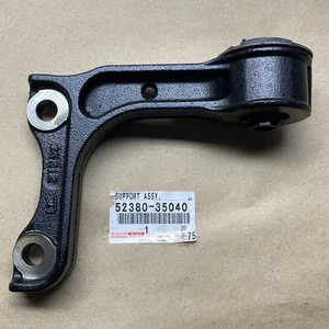 TOYOTA FRONT DIFFERENTIAL SUPPORT NO.2 RH 52380-35040 PRADO HILUX SURF - Picture 1 of 8