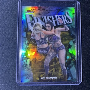 2025 Topps Finest WWE Finishers Insert LIV MORGAN refractor /50  - Bild 1 von 2